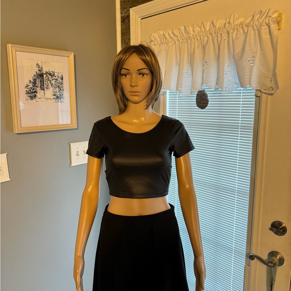Tic Toc‎ Cropped Faux Leather Shirt SZ SM